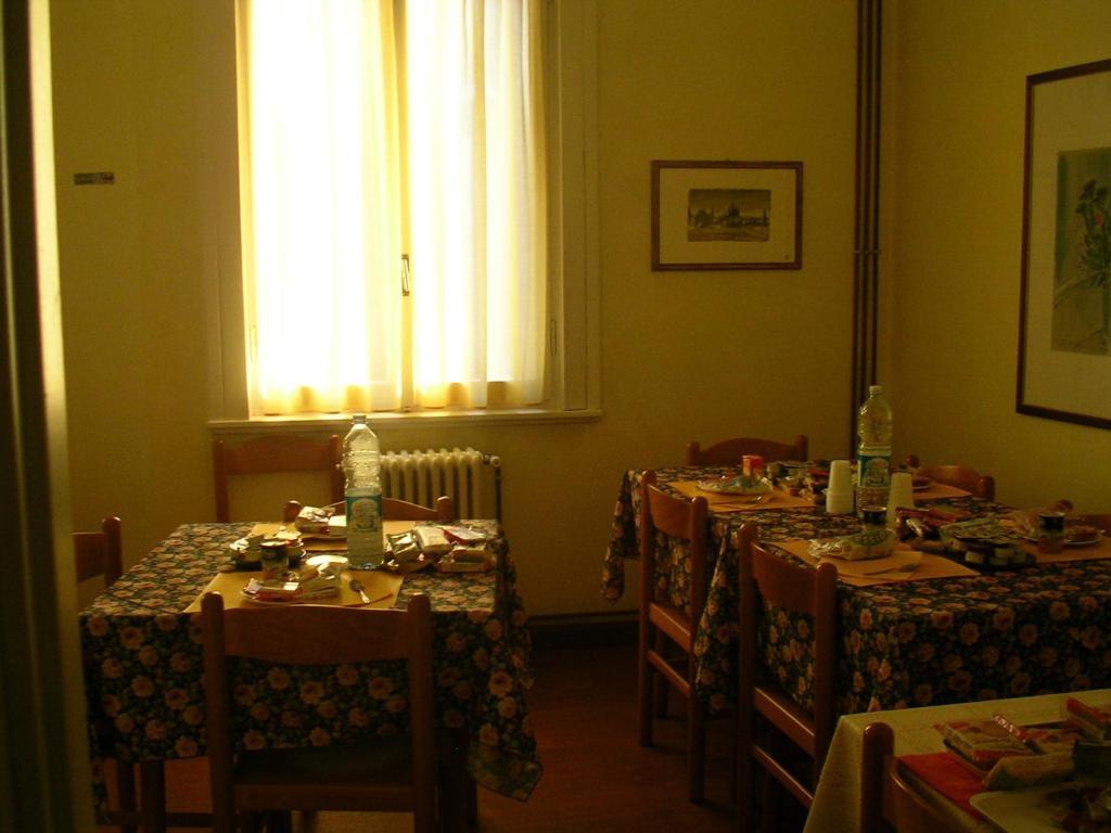 Albergo Cristallo Legnano Exterior photo